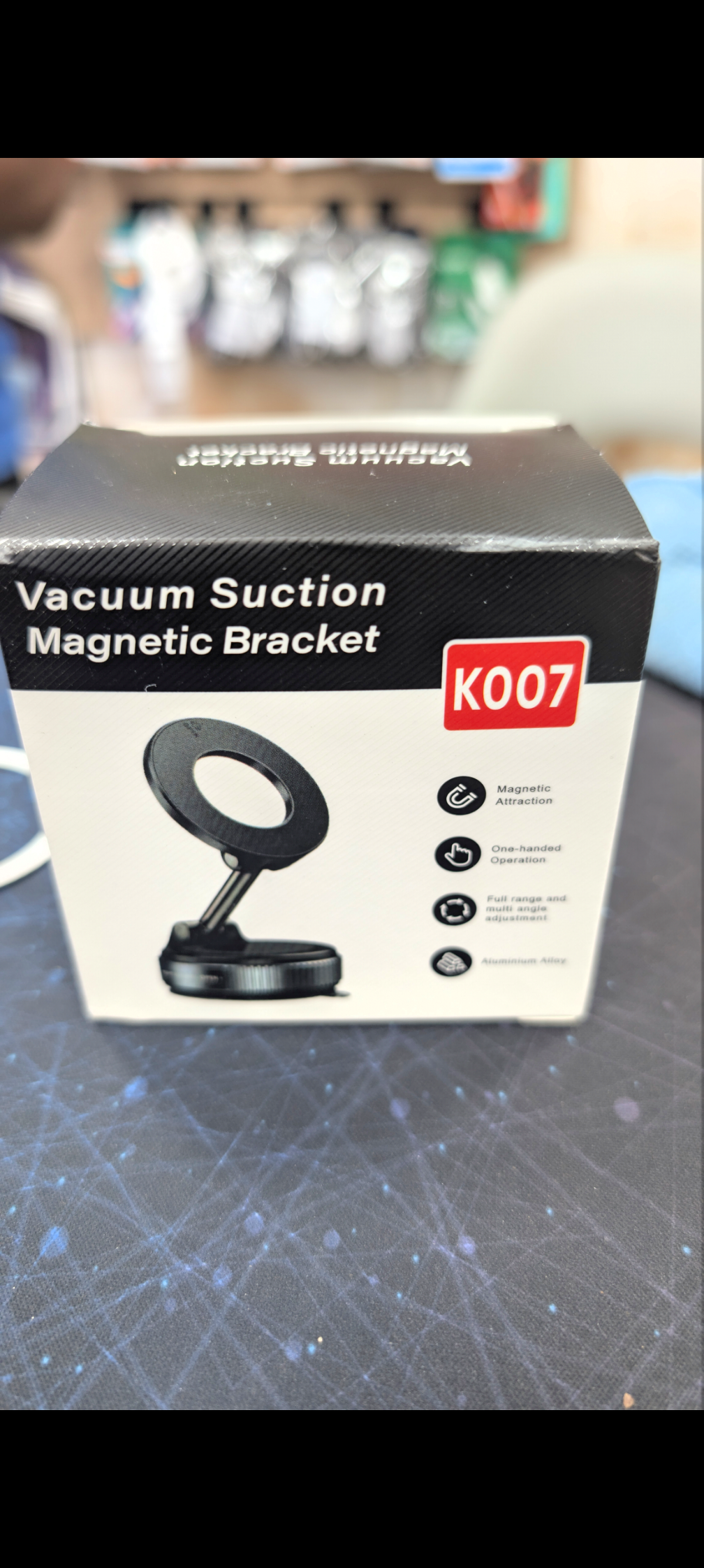 حامل مغناطيسي بتقنية الشفط الهوائي